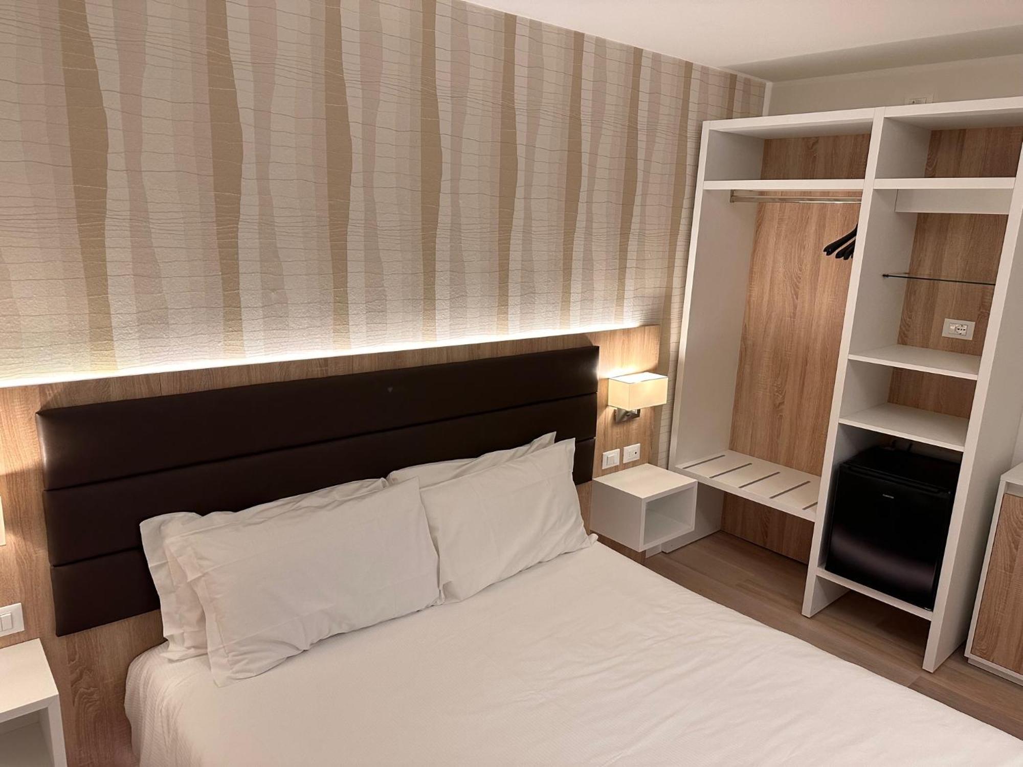 Hotel Derby S リド・ディ・イエゾロ エクステリア 写真