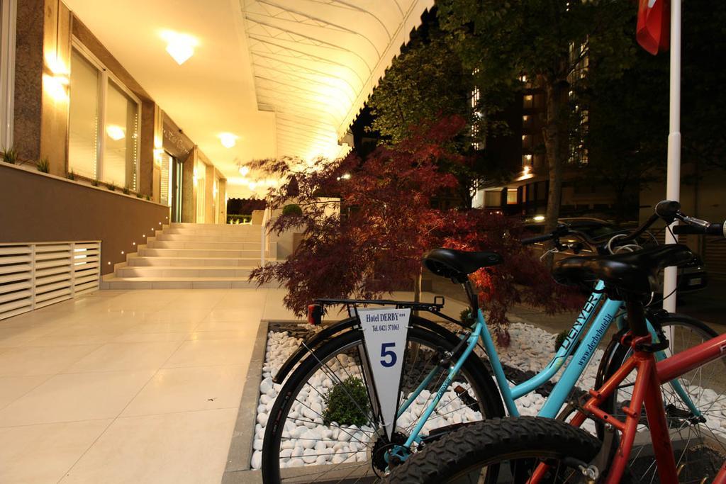 Hotel Derby S リド・ディ・イエゾロ エクステリア 写真